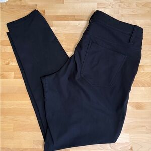 Men’s Lululemon ABC slim pants. Size 32” length 32”